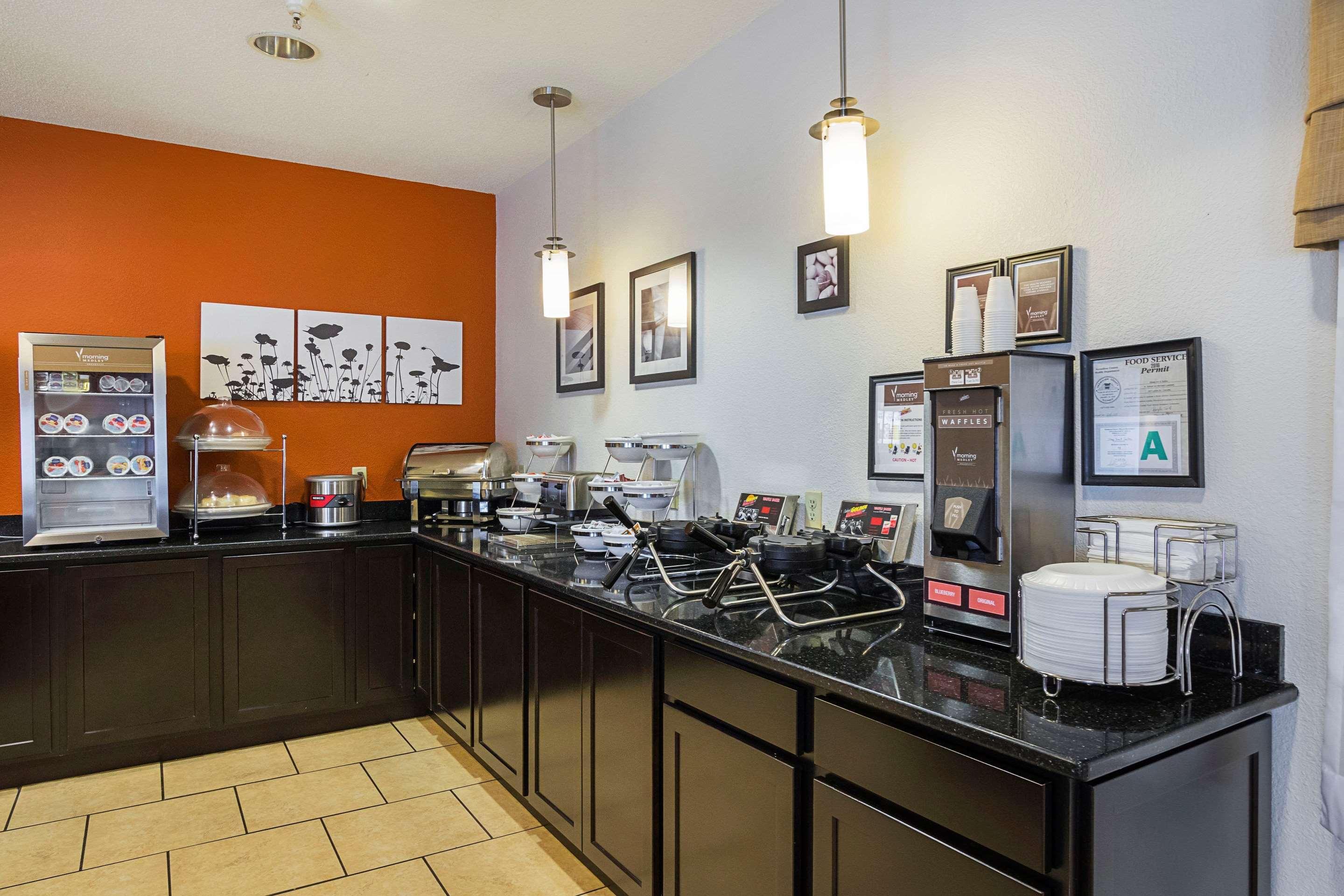 Sleep Inn & Suites Danville Buitenkant foto