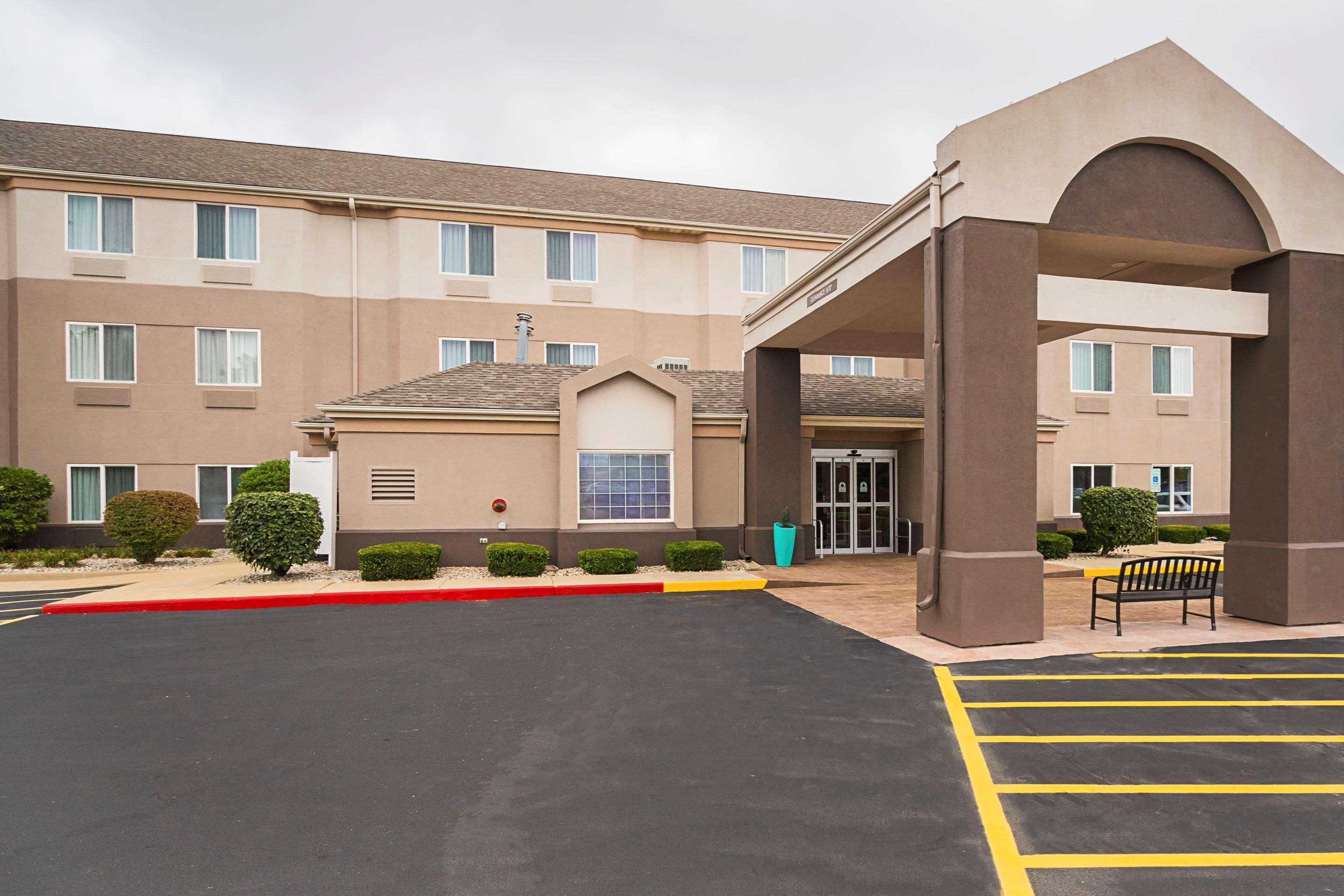 Sleep Inn & Suites Danville Buitenkant foto