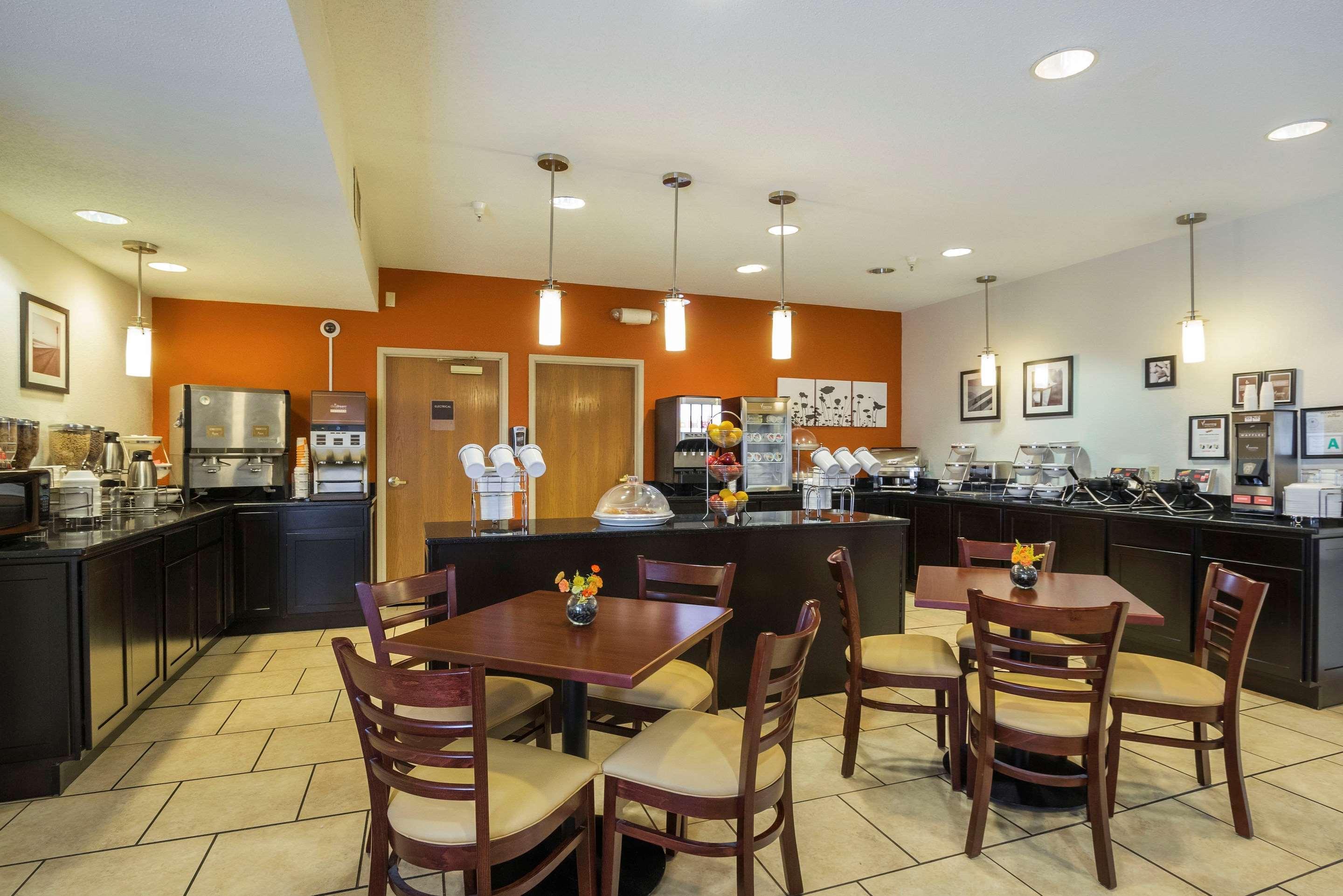 Sleep Inn & Suites Danville Buitenkant foto